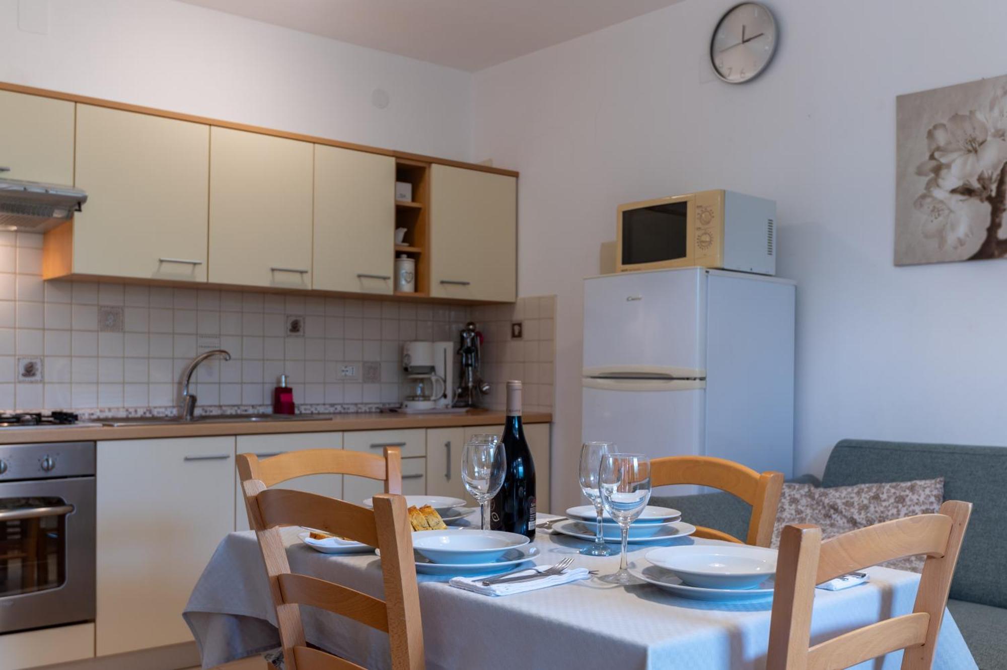 Apartments Mirella Novigrad Istria Exteriér fotografie